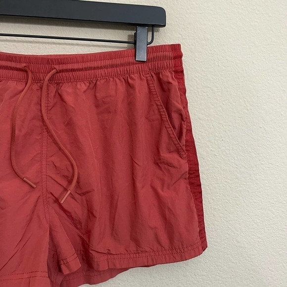 Athleta Expedition Short Drawstring Elastic Waist Hiking Shorts Etruscan Red 10 - Picture 6 of 13
